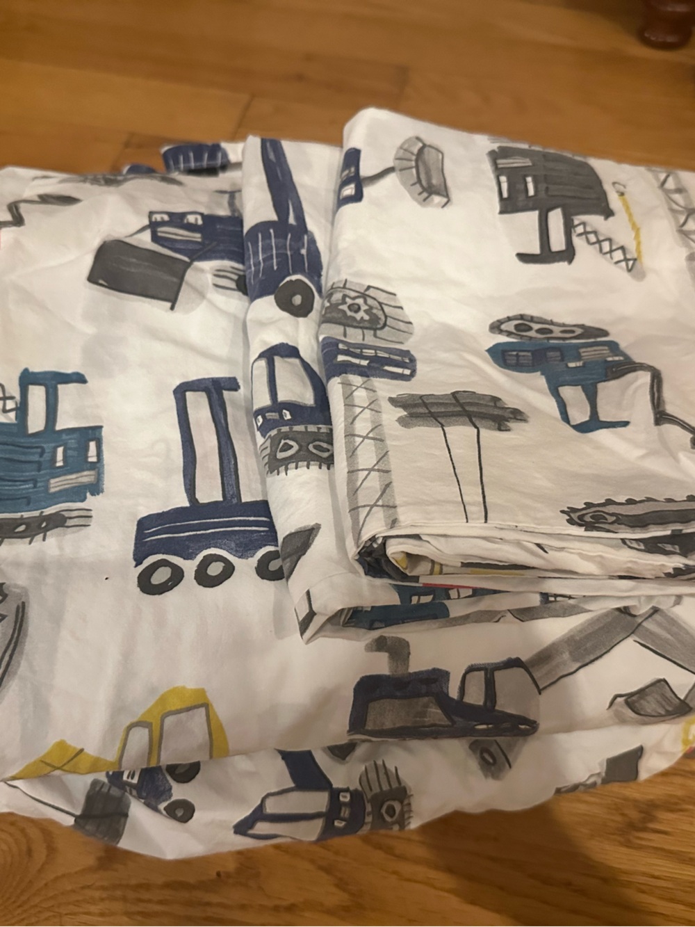 Pottery Barn Kids Full/Queen Sheet Set with Pillowcases in Construction Print - Picture 4 of 7